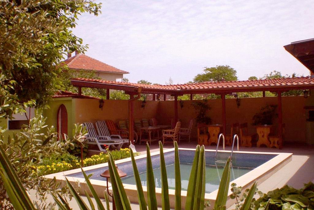 Guest House Yavorov เชอร์โนโมเรทส์ ภายนอก รูปภาพ