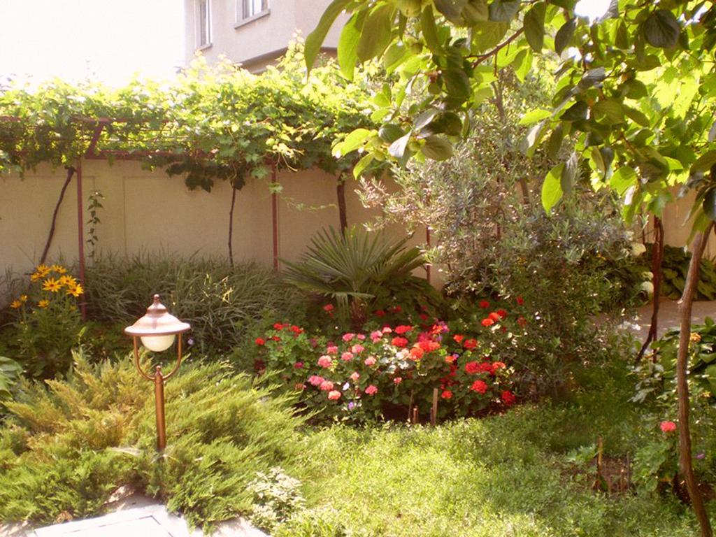 Guest House Yavorov เชอร์โนโมเรทส์ ภายนอก รูปภาพ